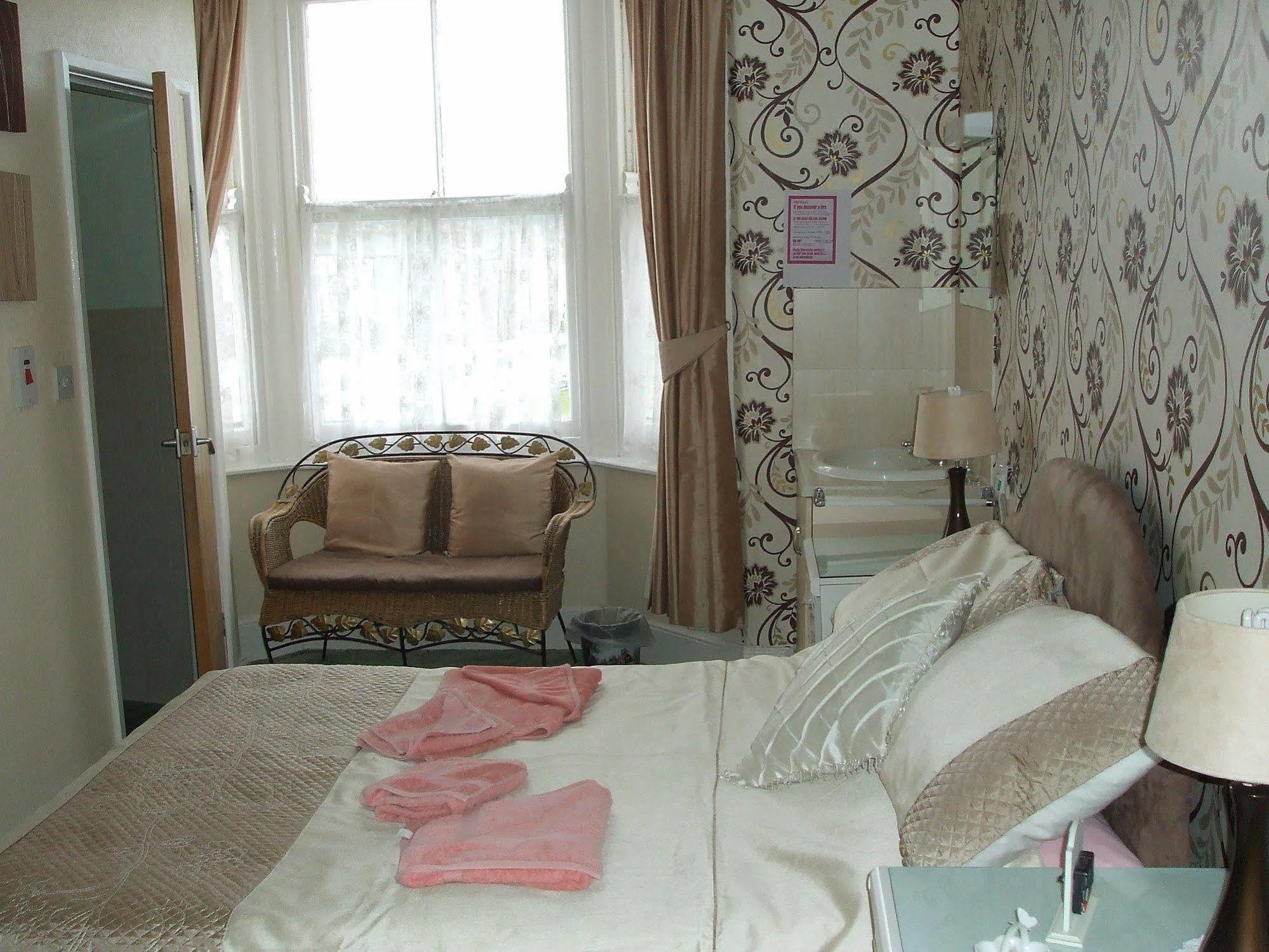The Arran Hotel Scarborough Exterior foto